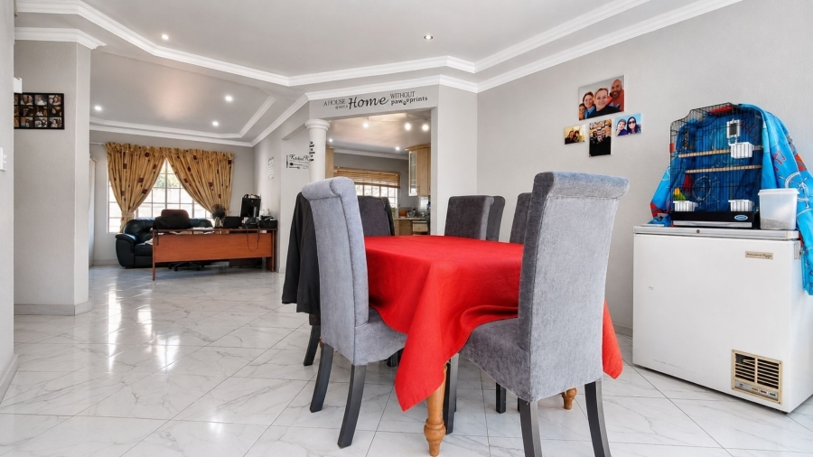 4 Bedroom Property for Sale in Safari Gardens North West
